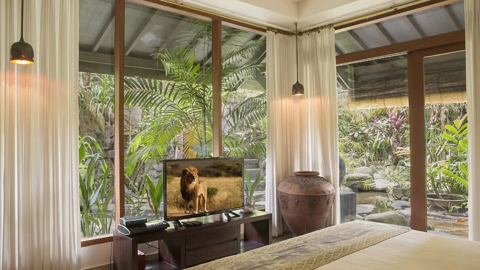 Bali Holiday Villas - Layla Legian