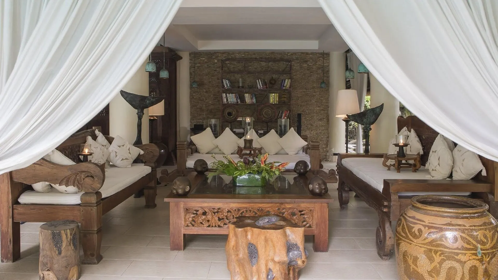 Bali Holiday Villas - Layla Legian   Legian (Bali)