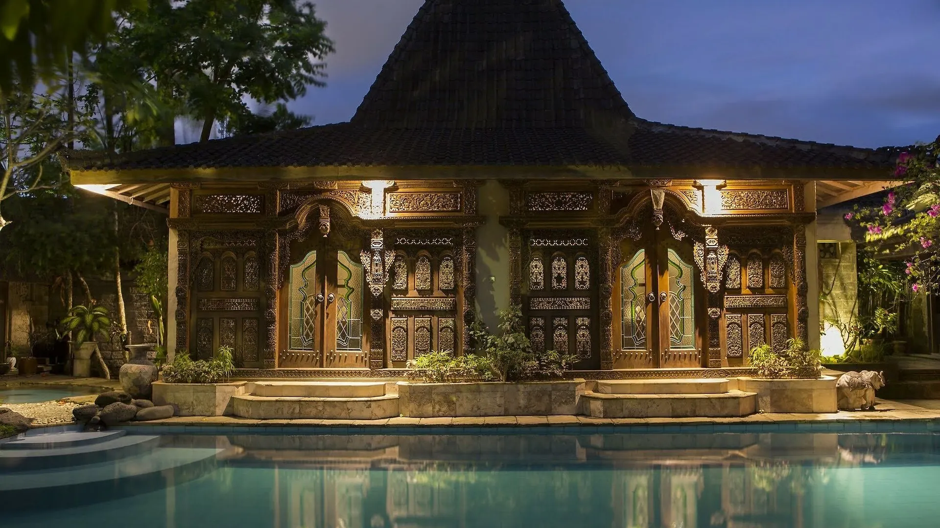 Bali Holiday Villas - Layla Legian